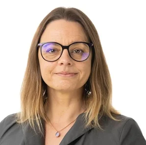 Dª. Carmen Monzó López